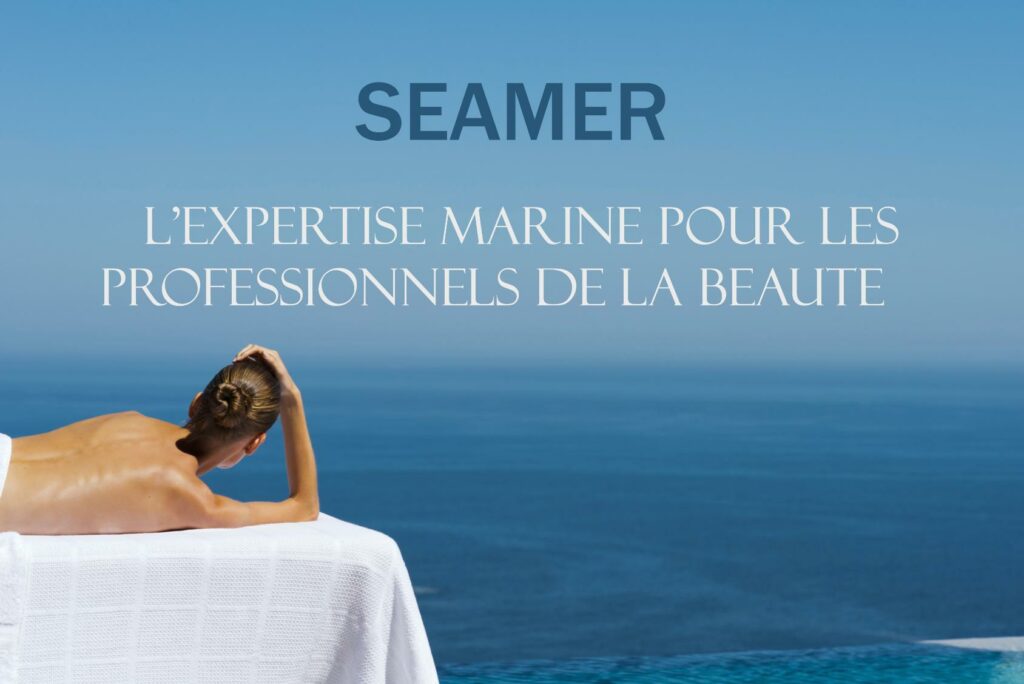 Image d'une silhouette femme allongé sur sa table de soin Seamer regardant la mer au loin.